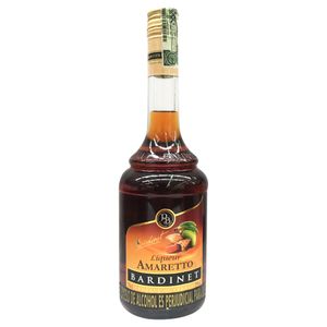 Licor amaretto Bardinet botella x 700 cm 3