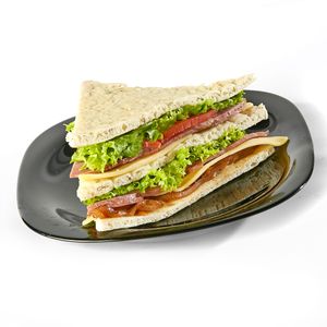 Sándwich triangular roastbeef